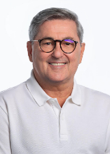 Foto oficial de Tomba Farias