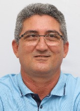 Foto oficial de Edno Melo