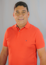 Foto oficial de Valdir do Magazine