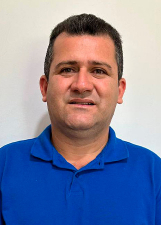 Foto oficial de Louro Queiroz