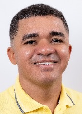 Foto oficial de Felipe de Nova Brasilia