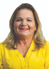 Foto oficial de Karilene Chaves