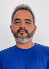 Foto oficial de George Barros