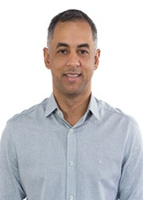 Foto oficial de Carlinhos