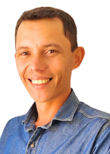 Foto oficial de Moises
