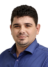 Foto oficial de Denny Serafini