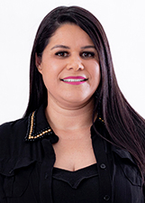 Foto oficial de Aline Vieira