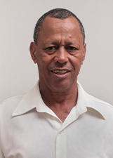 Foto oficial de Anisio Menezes