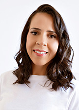Foto oficial de Luciana Mendonça