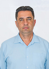 Foto oficial de Luciano Esteves