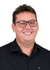 Foto oficial de Netinho