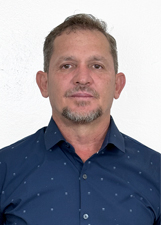 Foto oficial de Carlinhos de Adelicio