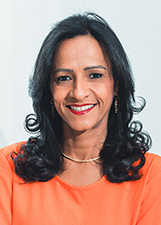 Foto oficial de Mônica Cordeiro