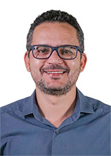 Foto oficial de João Henrique