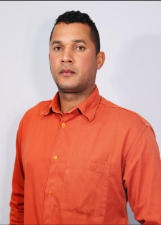 Foto oficial de Lázaro Lemos
