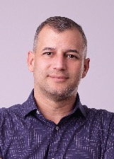 Foto oficial de Carlos