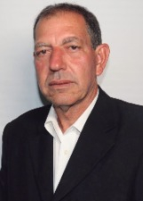 Foto oficial de José Roberto