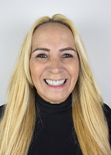 Foto oficial de Vania Couto