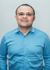 Foto oficial de Zé Reis
