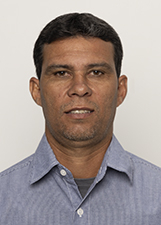 Foto oficial de Ari