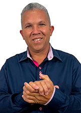 Foto oficial de Léo