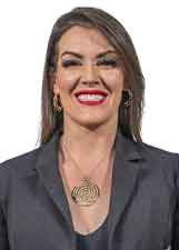 Foto oficial de Shirley Enfermeira