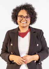 Foto oficial de Iza Lourença
