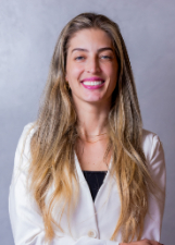 Foto oficial de Camila da Farmácia