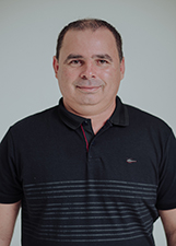 Foto oficial de Adriano Ker