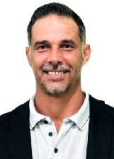Foto oficial de Dinei