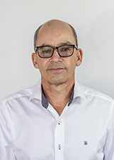 Foto oficial de Eli Alvarenga