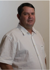 Foto oficial de Parafuso