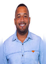 Foto oficial de Henrique de Zé Hélio