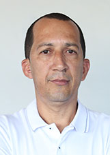 Foto oficial de Uvaildo Macedo