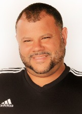 Foto oficial de Léo Sabão