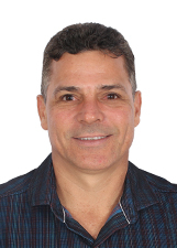 Foto oficial de Zezé do Oliveira