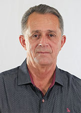 Foto oficial de Elpidio Farias