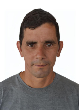 Foto oficial de Divino Mesquita