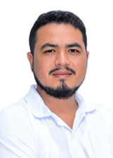 Foto oficial de Alessandro Leão
