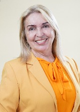 Foto oficial de Dra Emília