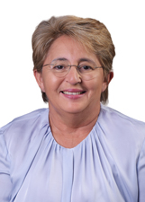 Foto oficial de Leninha Romão