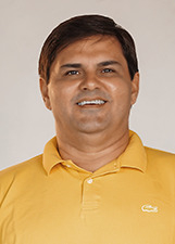 Foto oficial de Memel Chaves