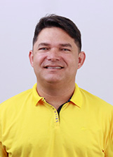 Foto oficial de Yuri de Fernando