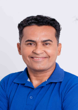 Foto oficial de Nego Simplício
