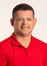 Foto oficial de Leo