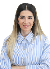 Foto oficial de Carine Enfermeira