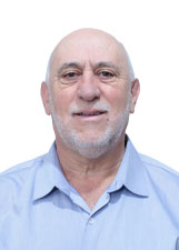 Foto oficial de Carlinhos