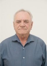 Foto oficial de Adauto