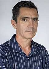 Foto oficial de Denes Leão da Ambulância