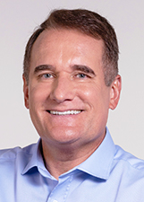 Foto oficial de Tico Kuzma